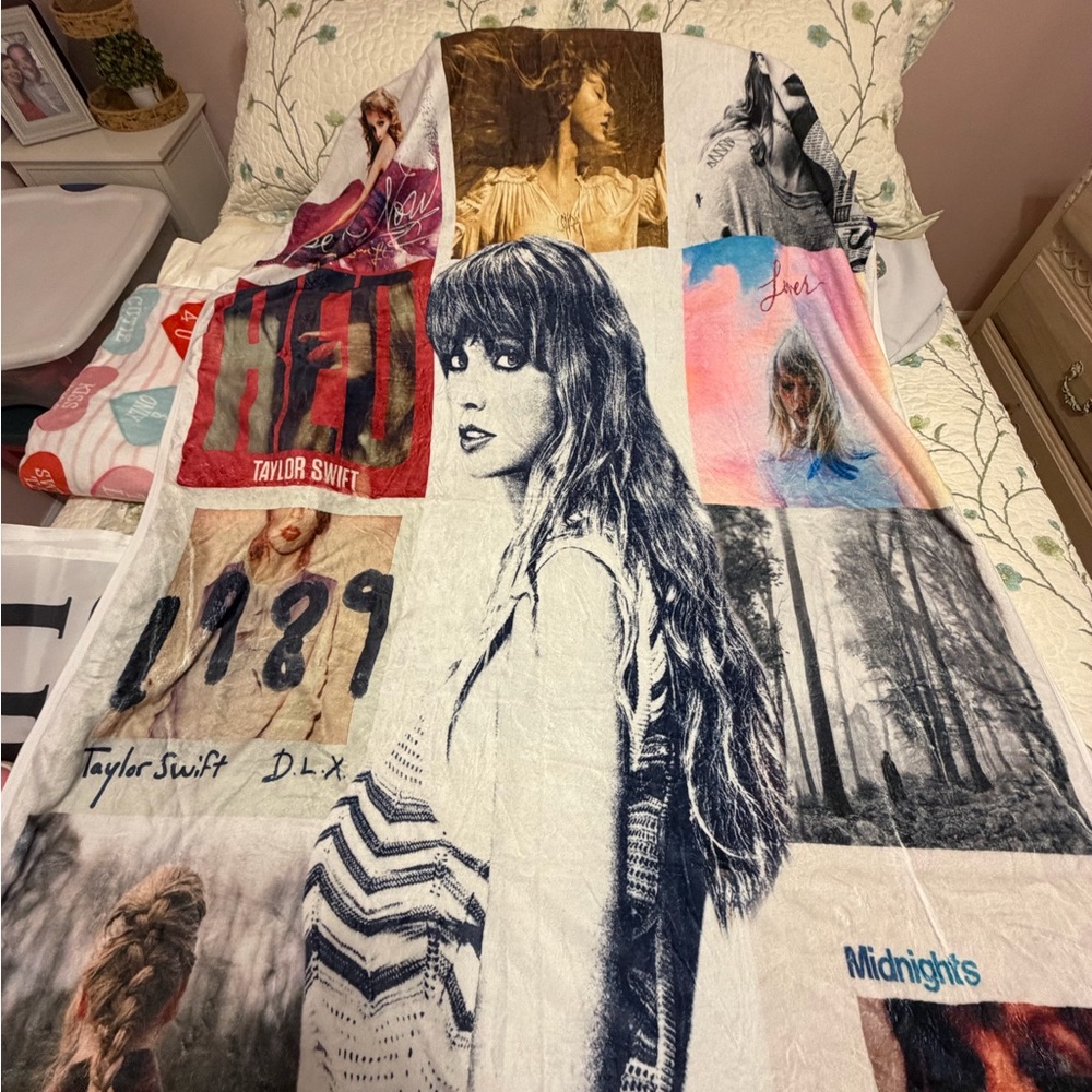 Taylor Swift Themed Bedding Blanket
